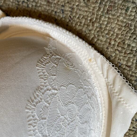 Wacoal SZ 42DD 853186 Retro T-shirt Bra Full Coverage Underwire White Lace - Picture 6 of 6